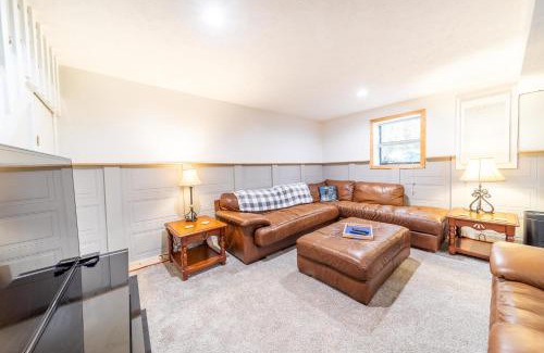 Terra Alta House | Private Lake Beach Cabin w Golf Pool Fire pit