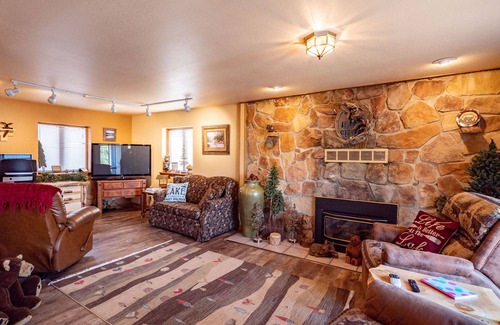 Pine River House | Private land Lakehouse