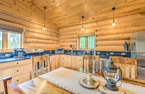 Lutsen Cabin | Private Lutsen Cabin w/ Fire Pit, Walk to Lake