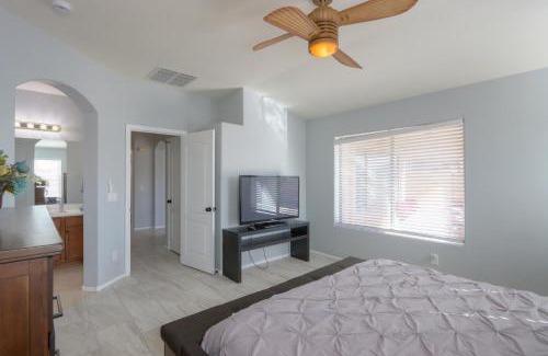 Almont House | Private Mini Serene Oasis with Pool