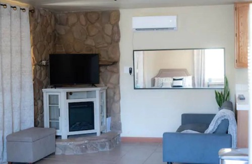 Hemet House | Private mountain getaway in Sage, CA