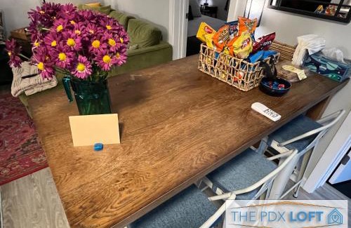 Beaumont - Wilshire Apartment | Private NE Portland Guesthouse