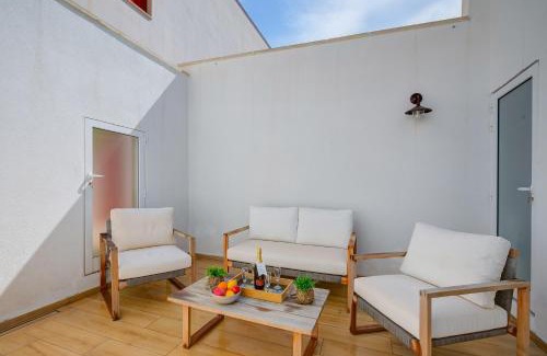 Melissano Apartment | Private Oasi With Spa and Pool - Happy Rentals