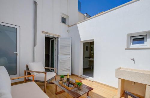 Melissano Apartment | Private Oasi With Spa and Pool - Happy Rentals