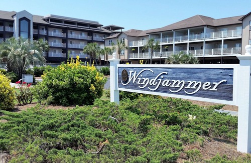 Ocean Isle Beach Condo | Private Ocean Front Windjammer Condo Spectacular Ocean View Steps From the Beach