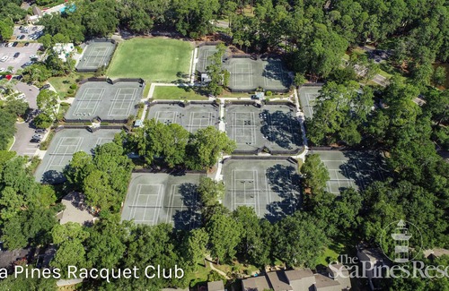 Harbour Town Villa | Private, Pet-Friendly, Ground-level Villa in the heart of Harbour Town