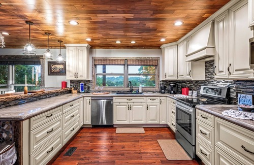 Sevierville Cabin | Private pond cabin, Weddings & events, sleeps 24!