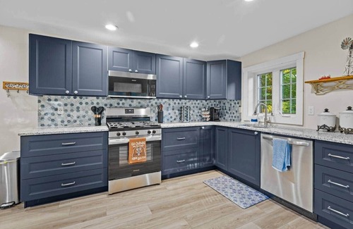 Forestport House | Private Pond! -King Bed -Fire Pit! -Dog Friendly!