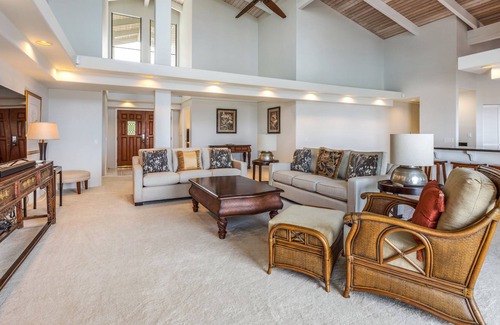 Kona Palisades House | Private Pool + Big Ocean Views - Luxury Retreat Perfect for Families, Friends