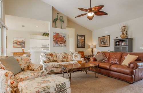 Falcons Glen House | Private Pool Home - Lanai with Southern Exposure and Sunset View