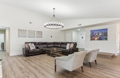 Lawrenceville House | Private Pool Home NO Stairs 11 Guests FamilyATL