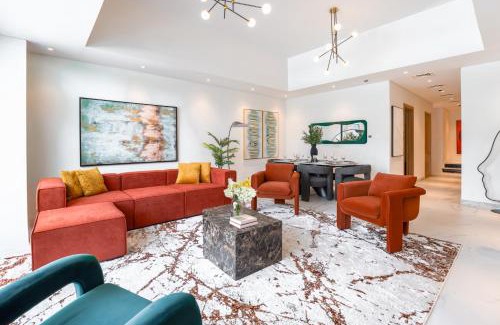 Jumeirah Village Circle Villa | Private Pool Paradise Villa! Dubai Mall in a Flash