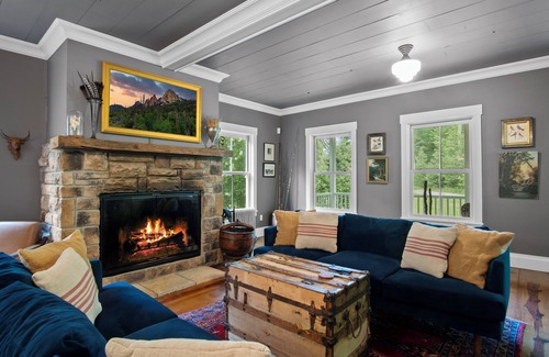 Narrowsburg Other | Private Pool & Pickeball - Fern Leaf Farmhouse