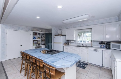 Edisto Island House | Private Pool; Private Deep Water Dock; Minutes to Beach Access; Expansive Creek/Marsh Views