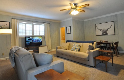 Wade Hampton House | Private Pool, Sleeps 10, Minutes to Downtown and Greer
