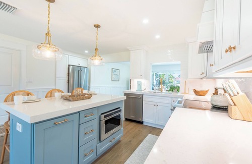 South Island House | 🌅Private Pool | Canal Front with Great Views | Sunset on Ibis🌅