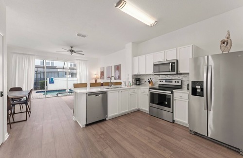 Windsor Hills House | Private Pool w/Free Pool Heat | Star Wars Room | Near Disney |Resort Community