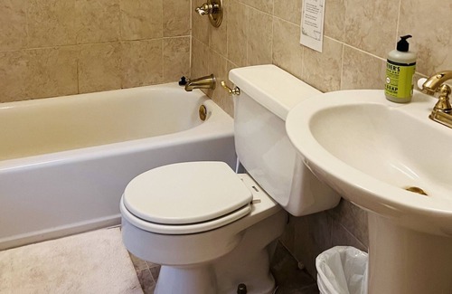 Lancaster House | Private Room in Grand Estate - Room 217