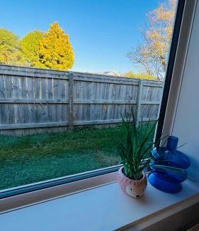 Ashhurst House | Private room in homestay