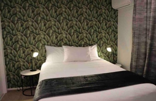 Lower Shotover Apartment | Private ROOM/W Scenic views in lower Shotover