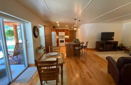 West Branch Cabin | Private setting in the woods on the Rifle River. 8 mi from Dream &Nightmare