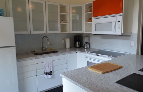 Victoria House | Private Setting/Suite in Home/Wifi/Self Check In/Out/Nature