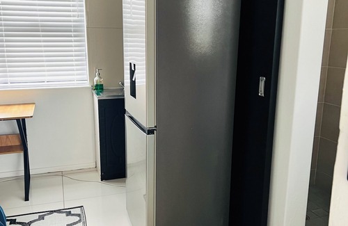 Bloubergstrand Cottage | Private space with garden and pool