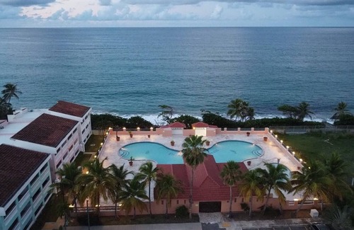 Isabela Villa | Private Studio front the Beach with Pool