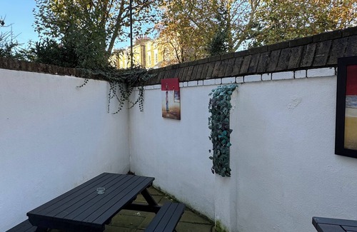 Cantelowes Apartment | Private Studio near Kings Cross/Camden Town
