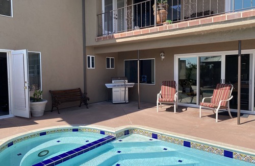 Del Cerro House | Private Suite with Pool - Newly Decorated - Centrally Located