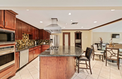 Clodine House | Private swimming pool and great house