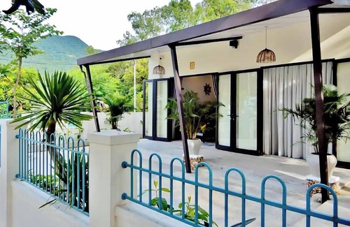 Hoi An City Centre House | Private Three-bedroom House in Cham Island Hoi An