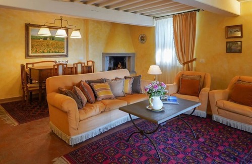 Dicomano Villa | Private villa with swimming pool in Tuscany