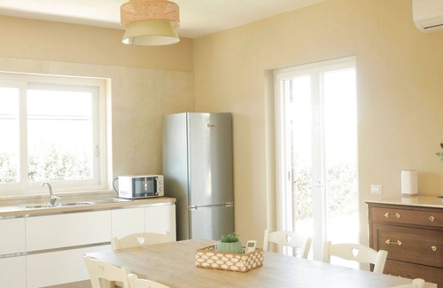 Amorosi Villa | Private Villa with A/C, WIFI, private pool, TV, patio, pets allowed, panoramic view, parking