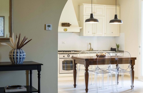 Sorrezzana Villa | Private Villa with A/C, WIFI, private pool, TV, patio, pets allowed, panoramic view, parking