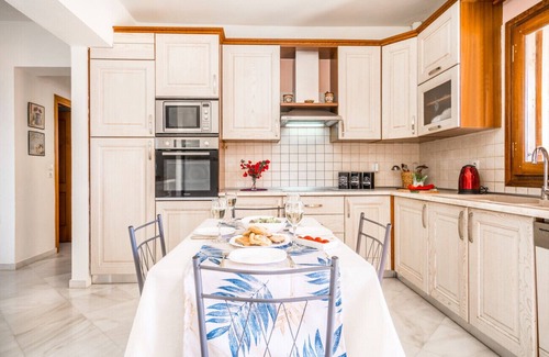 Prines Villa | Private villa with unique panoramic sea views, pool, bbq, 3km to the beach!