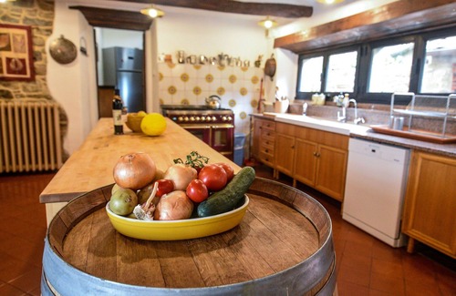 Cortona Villa | Private Villa with WIFI, private pool, TV, patio, panoramic view, parking, close to Cortona