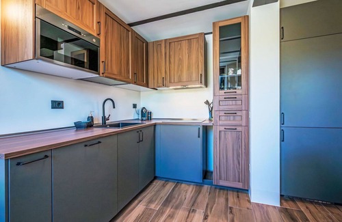 Ficulle House | Private Villa with WIFI, private pool, hot tub, TV, patio, pets allowed, panoramic view, parking