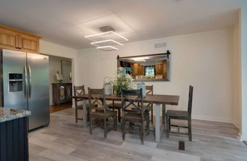 Cadiz House | PRIVATE WATERFRONT DOCK, CANOES, GAME ROOOM, FIREPIT, LILYPADnAll this and more!