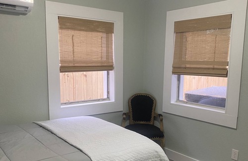 Fort Walton Beach - Destin Cottage | Private1958 Beach Cottage completely renovated Old Florida Charm & Hot Tub