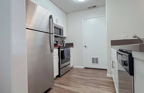 Mission Valley East Apartment | Promenade Rio Vista: 2BR Comfort Meets Convenience – Mission Valley, San Diego
