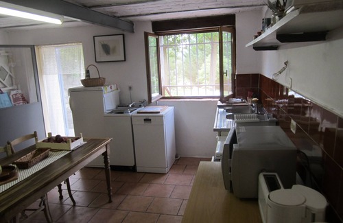 Entrepierres House | PROMO!22. 06-6. 07. Quiet farmhouse dependence near Sisteron with swimming pool