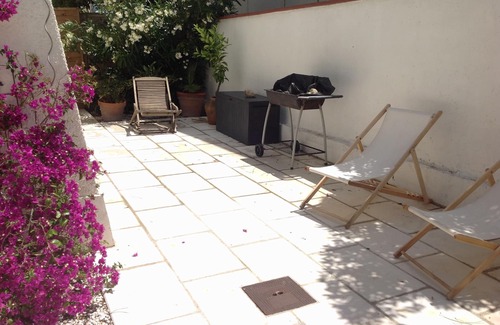 Argeles Plage Villa | PROMO 24/08 to 31/08/2019 House located on the beach with sea view from upstairs.