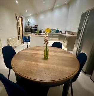 Mongauzy Villa | Propriété de charme avec vue panoramique