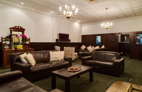 Stellenbosch Central Hotel | Protea Hotel by Marriott Dorpshuis & Spa Stellenbosch