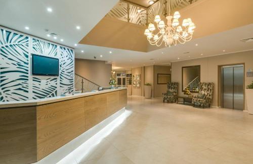 Karridene Hotel | Protea Hotel by Marriott Karridene Beach