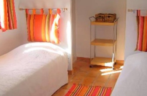 Lagnes House | Provencal holiday home with private pool on 3000 m2 of garden, in the middle of the Luberon