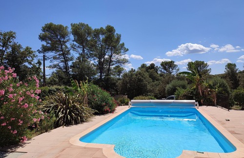 Flassans-sur-Issole House | Provencal villa in the center var