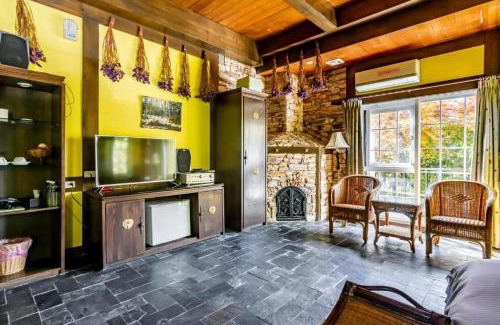 Ren'ai Bed & Breakfast | Provence Rose Lodge