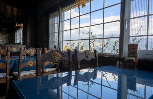 Ren'ai Bed & Breakfast | Provence Rose Lodge